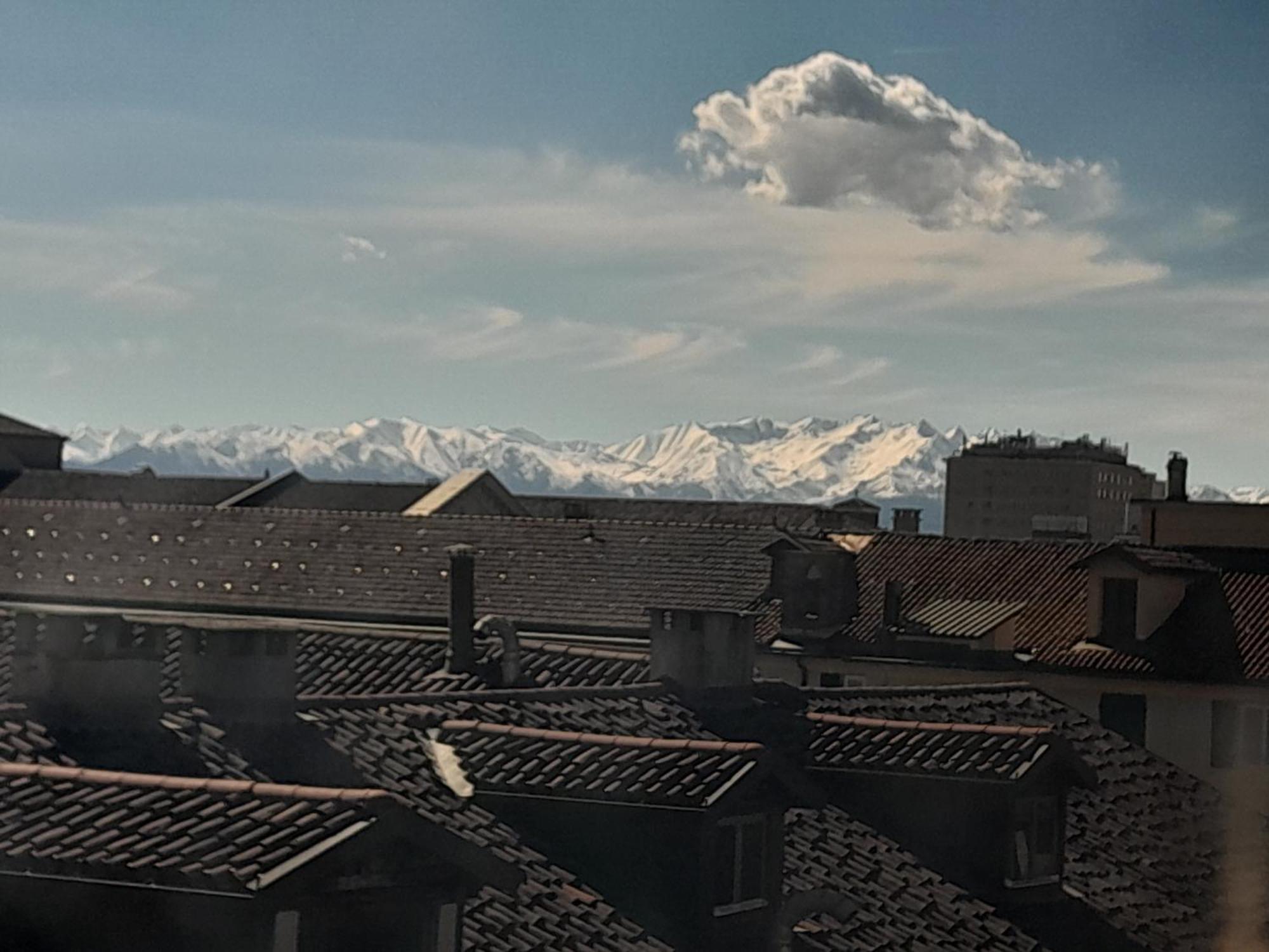 Alloggio Torino InQuadro Esterno foto
