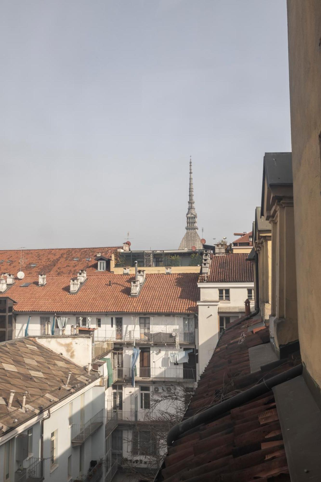 Alloggio Torino InQuadro Esterno foto